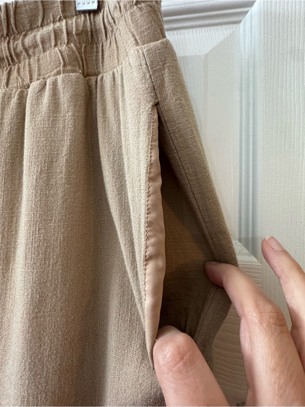 Relaxed Drawstring Pants - Picture 4 of 9